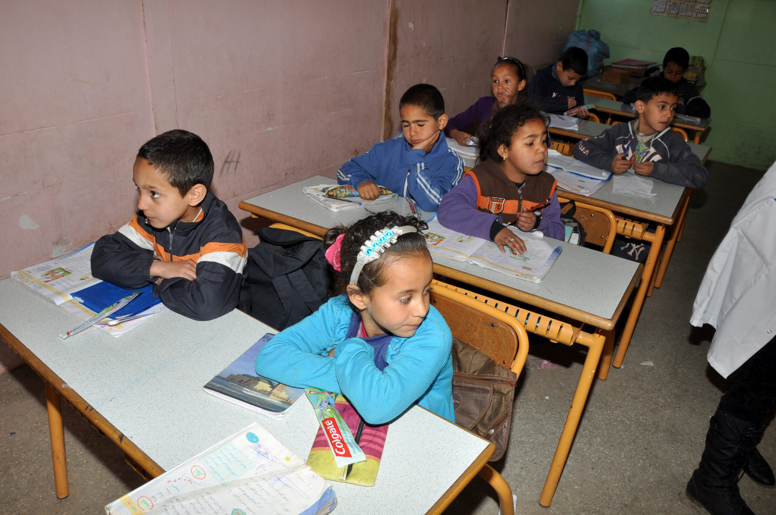 اتفاقية تُعيد 20 ألف فتاة إلى صفوف الدراسة