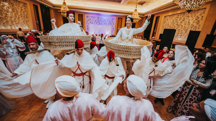 الزواج بين الماضي والحاضر: أسباب تراجعه بين الشباب المغربي