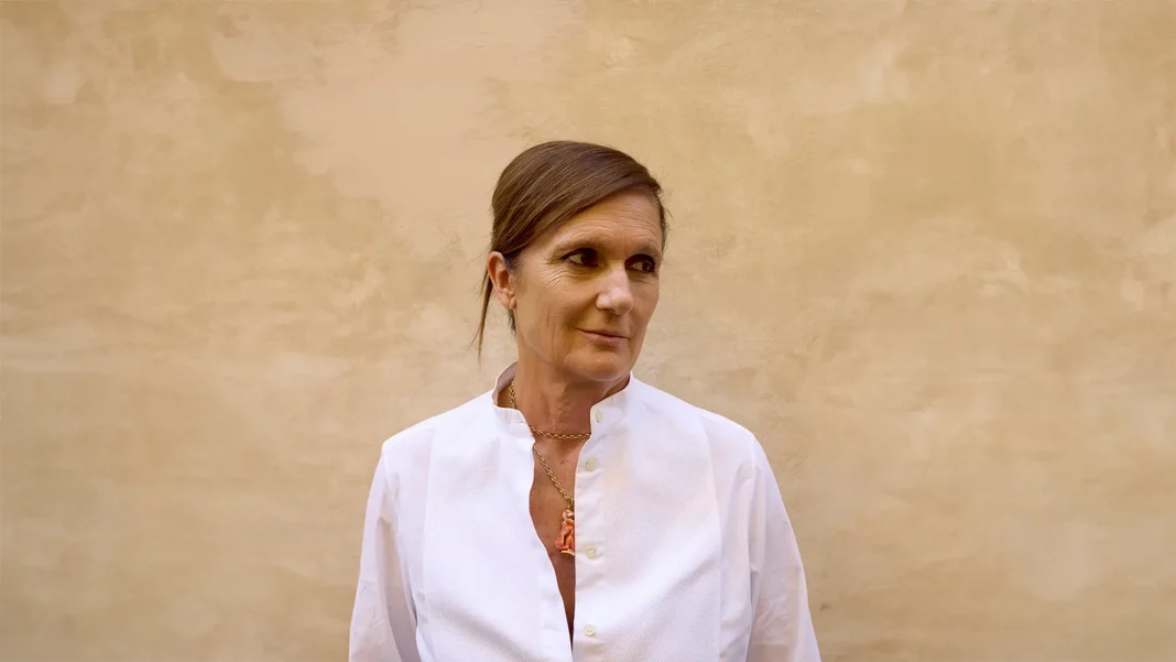 ماريا غراتسيا كيوري: عودة أسطورية إلى فندي