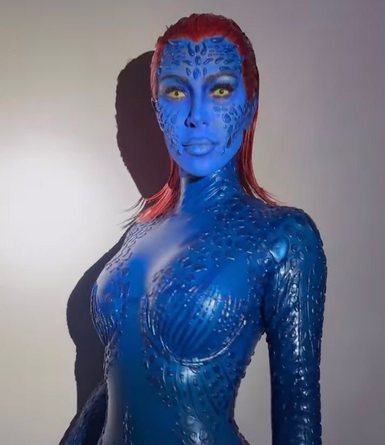 إطلالات مشاهير الهالوين
