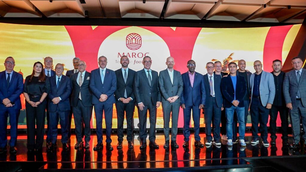 المغرب يطلق فيلم “أرض كرة القدم” قبيل انطلاق كان 2025