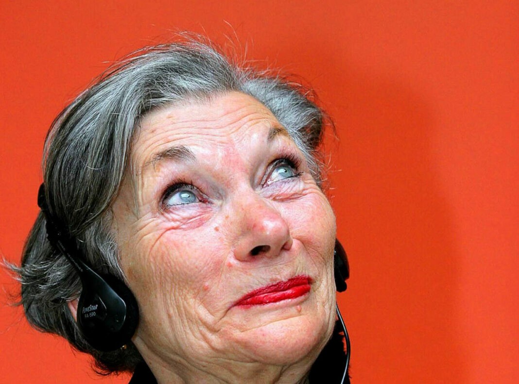 Christine-Ruiz-Picasso-1282x949 كريستين بيكاسو