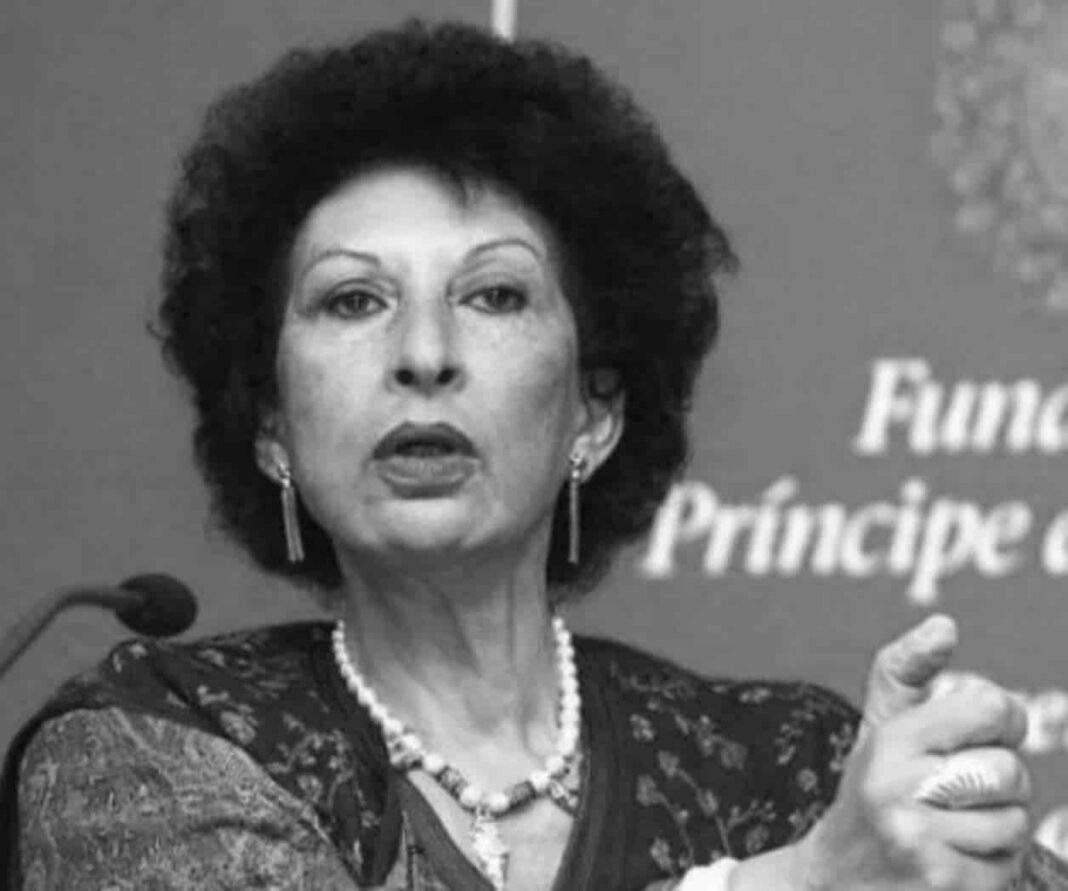 فاطمة المرنيسي فاطمة المرنيسي